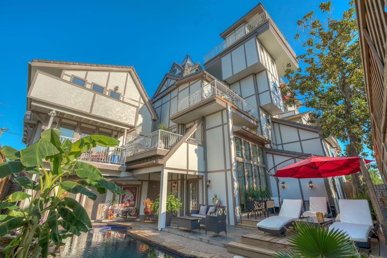 Konukevi Towers, Downtown Med Ctr, Nrg, Adults Only 3*